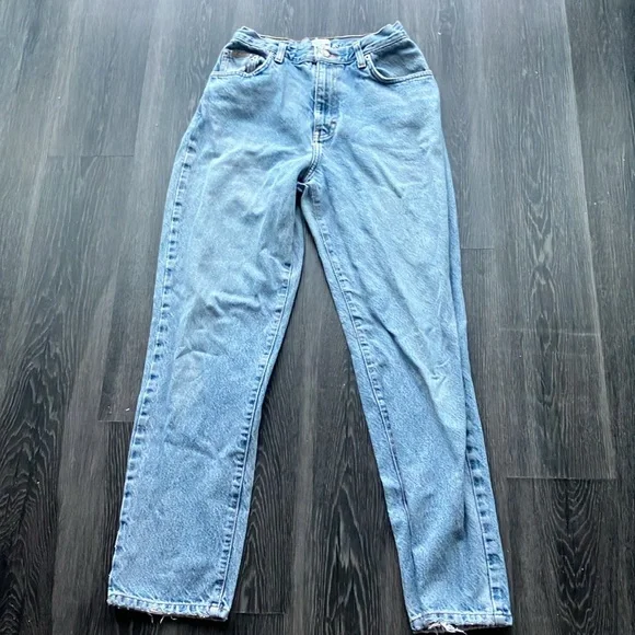Vintage 90s Y2K Light Wash Calvin Klein Structured Cotton Straight Leg Mom Jeans - Picture 2 of 8